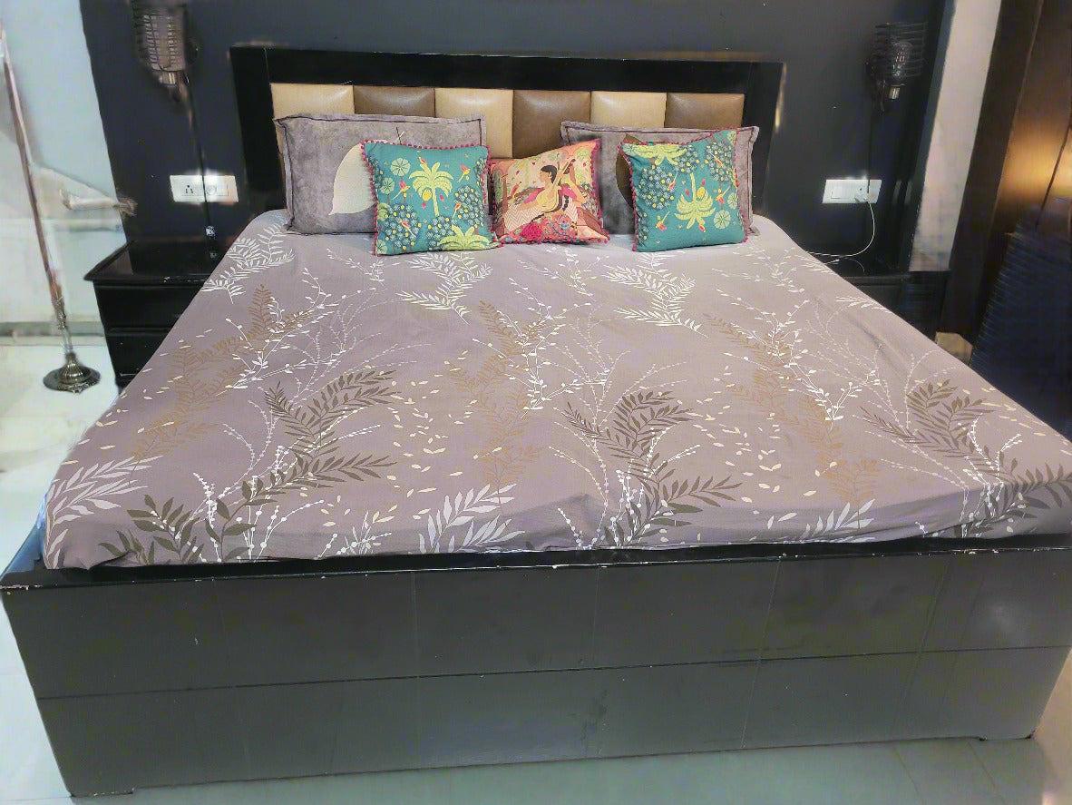 King size Double Bed - Black